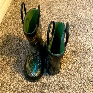 Boys rain boots